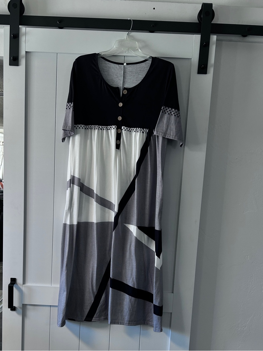 Colorblock Geometric Midi Dress in Black, Gray & White